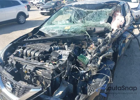 2018 Nissan Sentra S из США, поврежденный, VIN 3N1AB7AP6JY341156